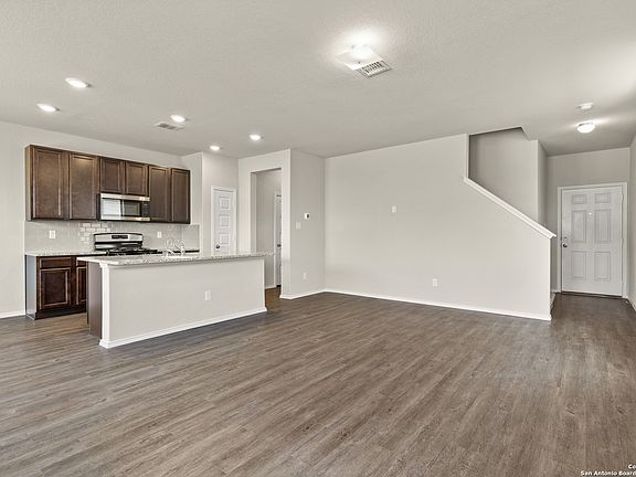 3rd image of 5119 Sandstone Way