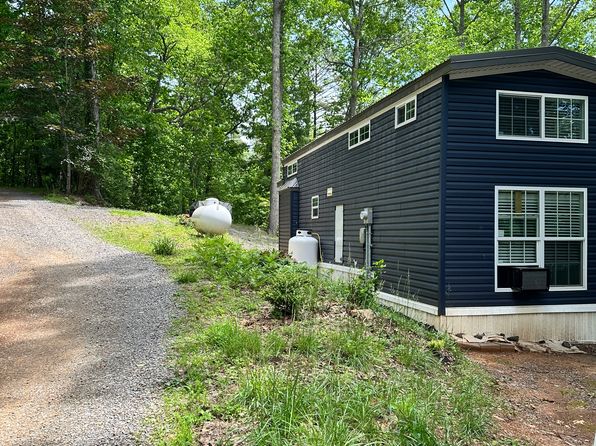 100 Hamlet Cir