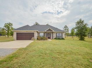 399 Tyler Rd, STARKVILLE, MS 39759