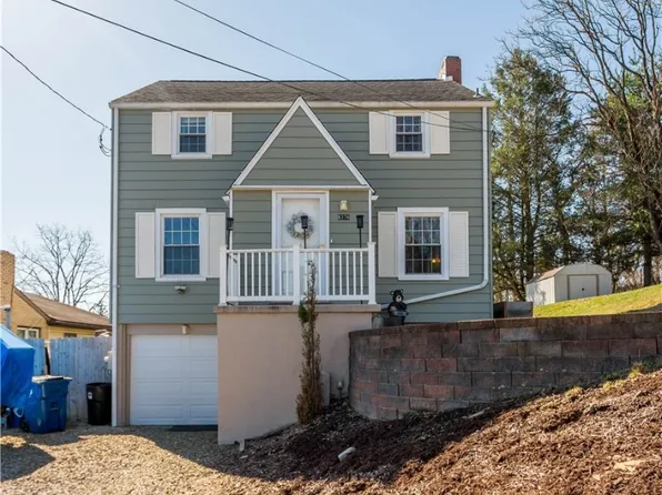 6376 Lowell Dr, Verona, PA 15147