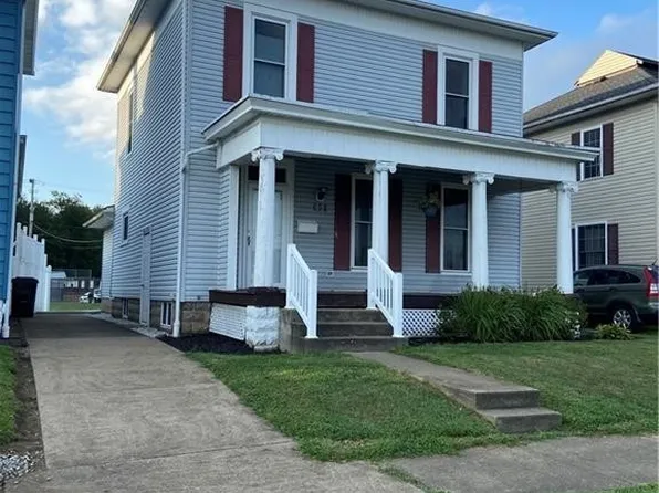 360 Neighbor St, Newcomerstown, OH 43832