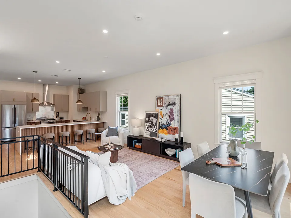 59 Highland Rd #2