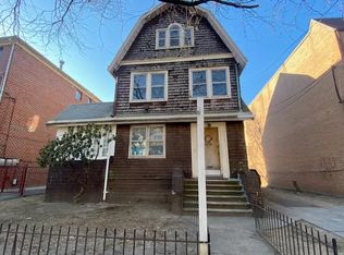 42-24 Elbertson St, Elmhurst, NY 11373