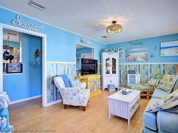 4th image of 334 Tulane Cir