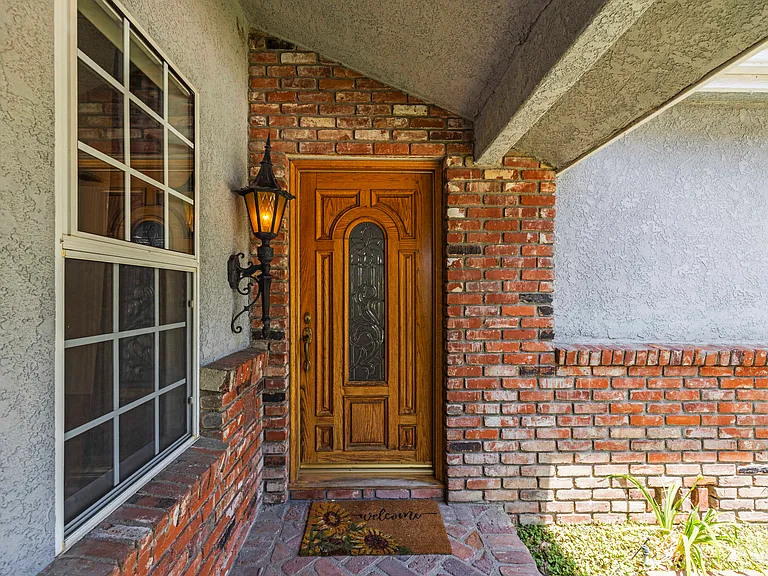 9141 Wheatland Ave — Photo 10