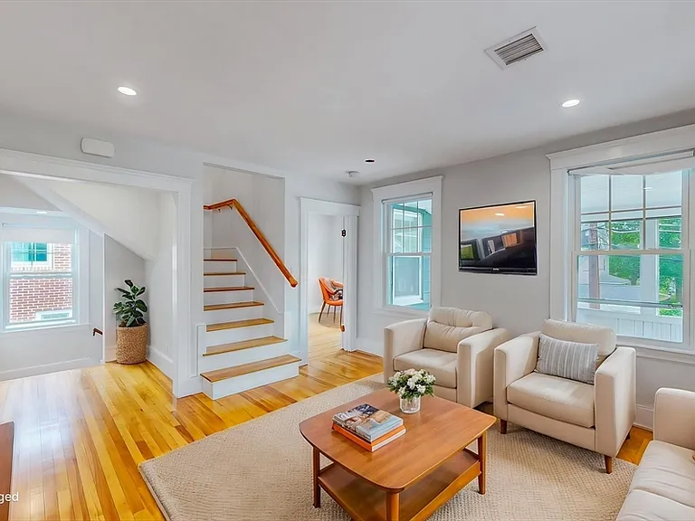 20 Harrington St #2 — Photo 8