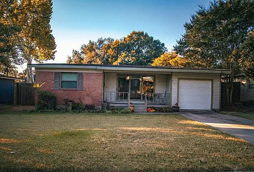1217 Danville Dr Photo 1