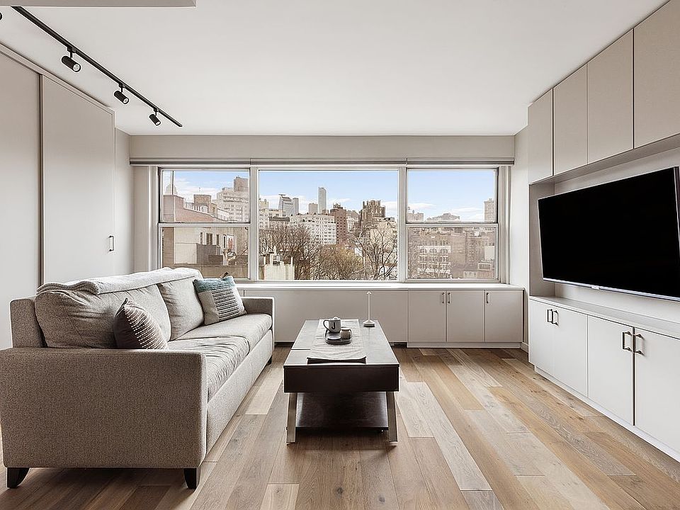 1st image of 33 Greenwich Ave APT 8E