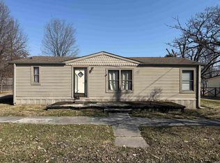 642 S 2nd St, Orleans, IN 47452