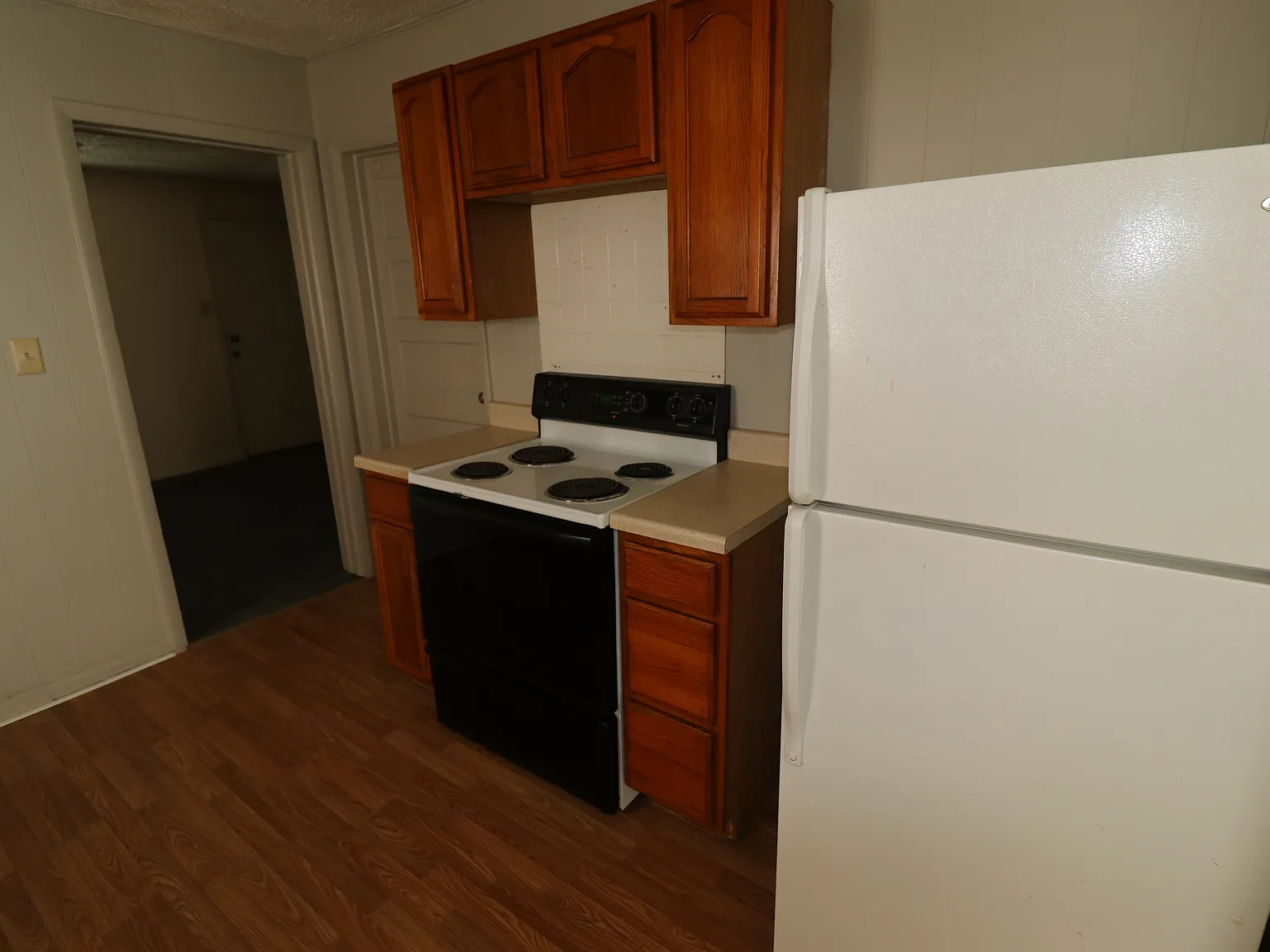 2 bed, 976 sqft, $1,200 — Photo 3