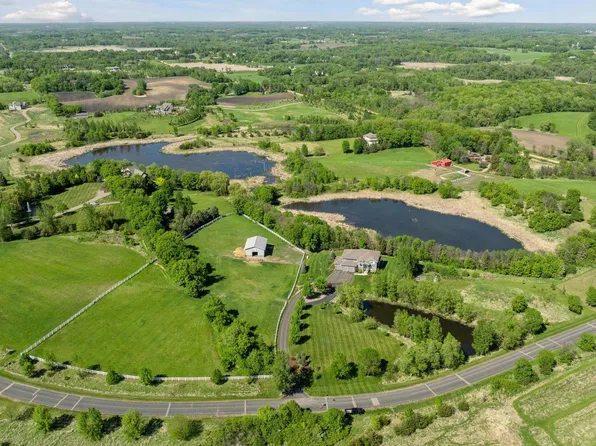 1410 Preserve Blvd, Maple Plain, MN 55359
