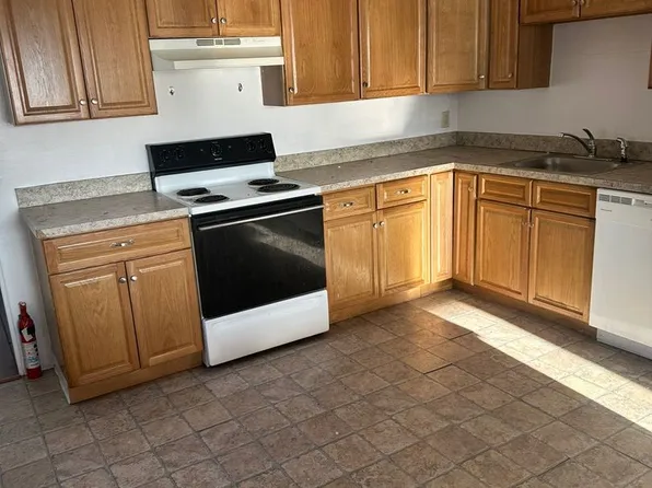 219-221 West End Rd, 219-221 W End Rd, Wilkes Barre, PA 18706