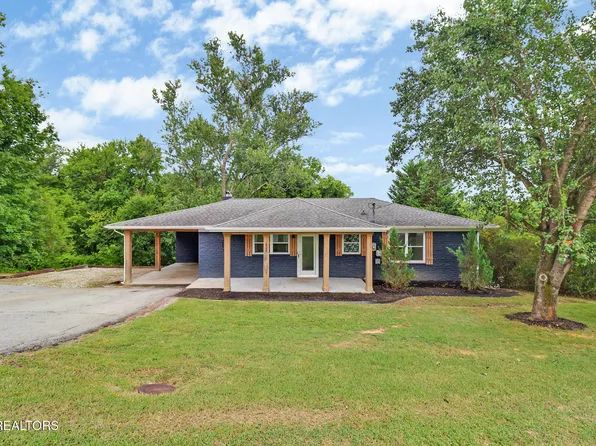 820 Sunset Dr, Kingston, TN 37763