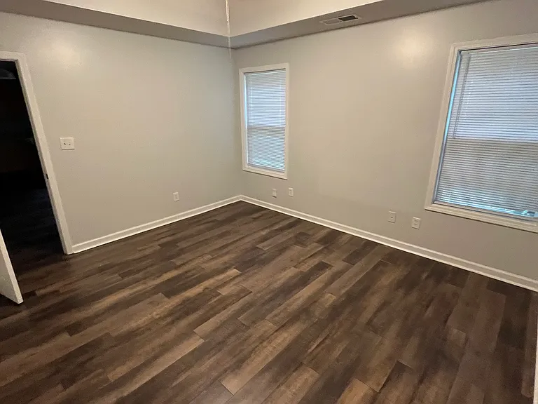 314 Fletcher Ct — Photo 16