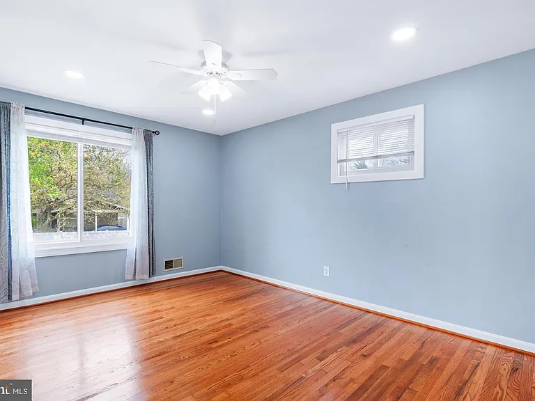14236 Chadwick Ln — Photo 21