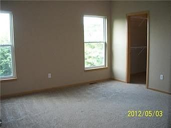 5th image of 10349 Parkview Ave