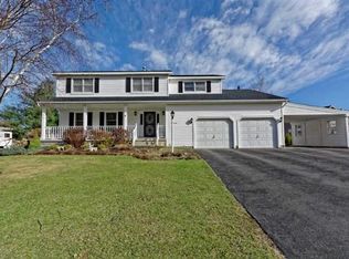 603 Bluebird Ln, Schenectady, NY 12306