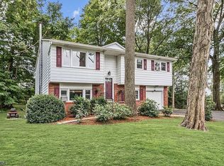 12 Pierson Dr, Andover, NJ 07821