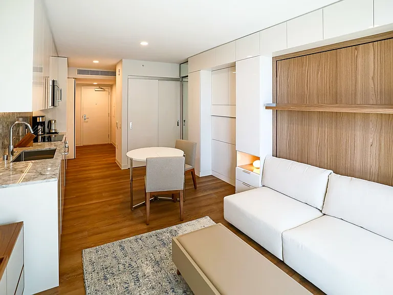 987 Queen St #2708 — Photo 5