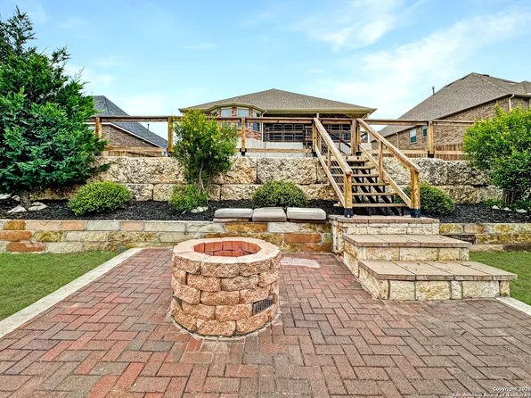 2826 Running Fawn, San Antonio, TX 78261
