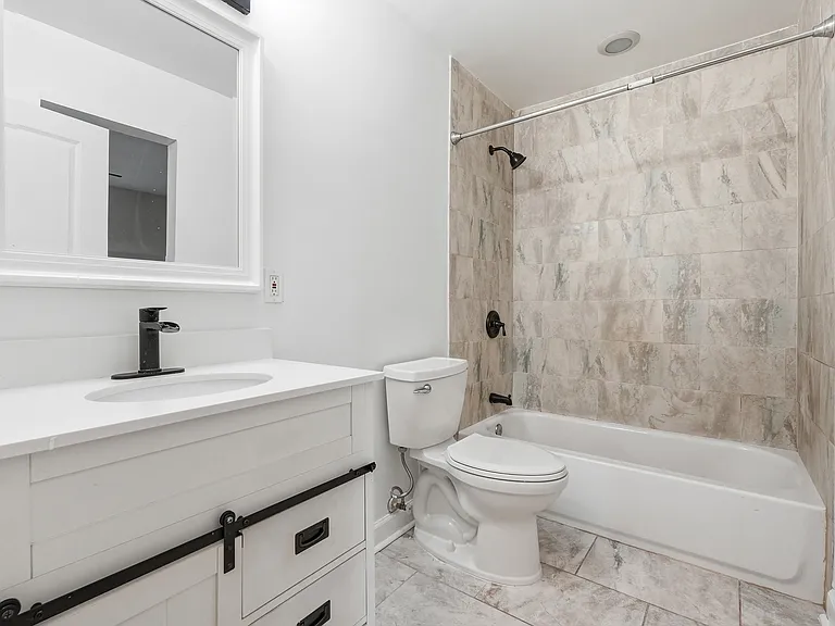 10 Birch Ave — Photo 4