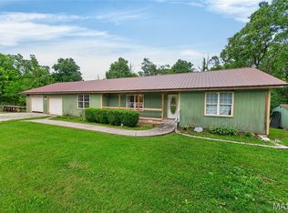 392 State Road P, Long Lane, MO 65590