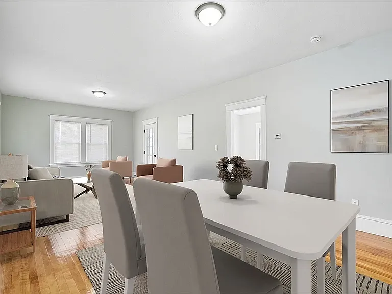 92 Greenwood St #1 — Photo 4