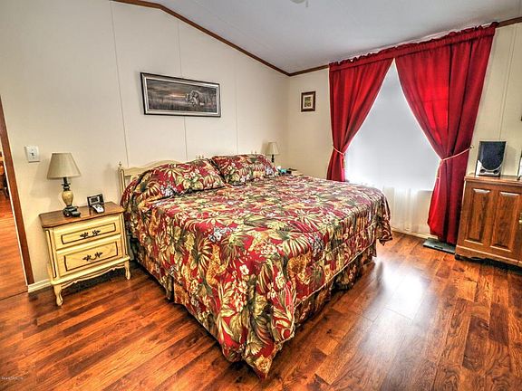 5th image of 6106 SE 145th St