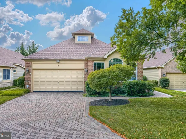 7 Stone Gate Ct, Baltimore, MD 21208