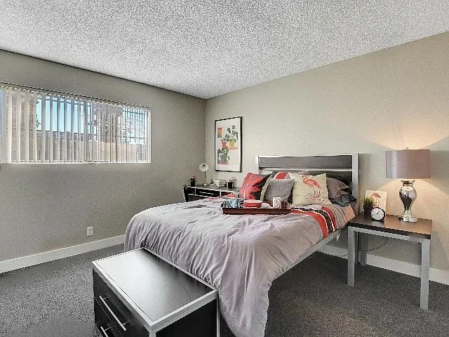 939 E Flamingo Rd — Photo 15