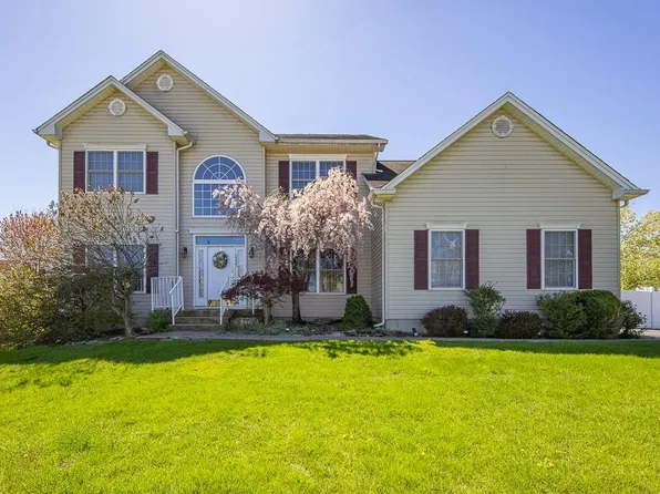 2625 Liberty Ridge, New Windsor, NY 12553