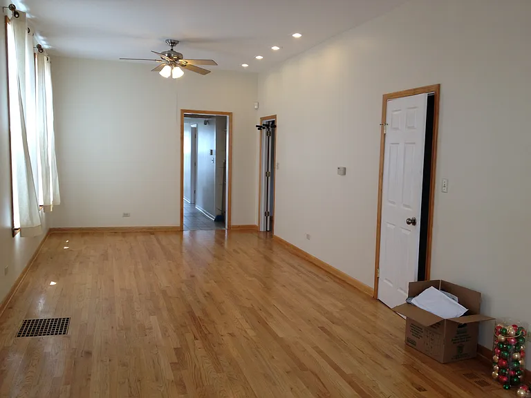 3106 N Troy St #1.1 — Photo 11