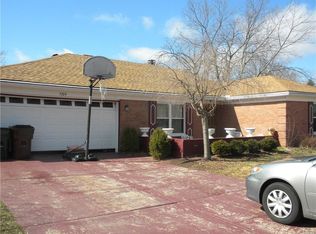 5309 Weddington Dr, Dayton, OH 45426