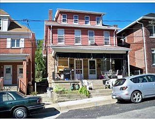 2nd image of 524 1/2 Patton Ave