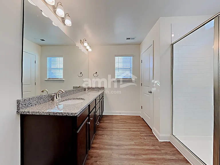 144 Twin River Dr — Photo 18