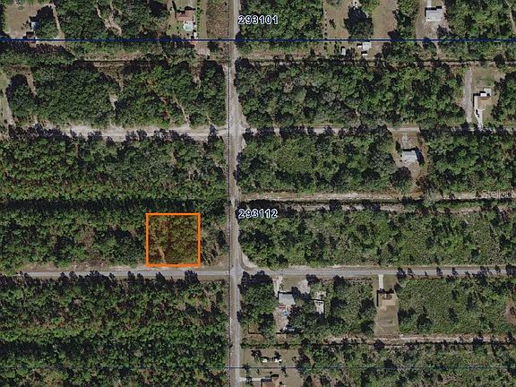 5th image of 1004 Magnolia Dr