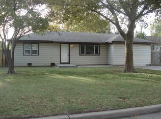 1831 S Bonn Ave, Wichita, KS 67213
