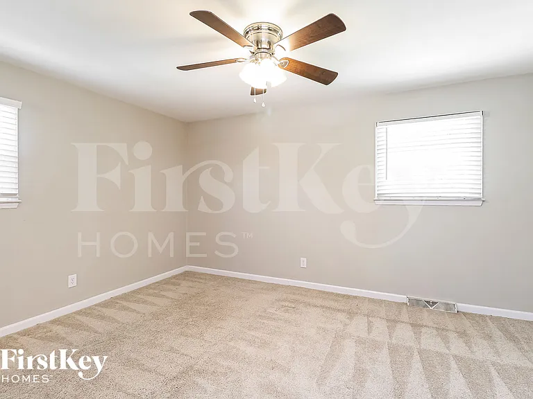 184 Fremont Loop — Photo 10