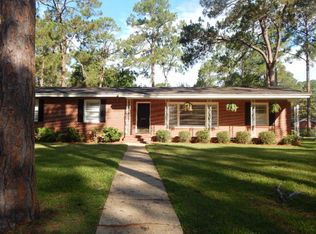 2107 Robinhood Rd, Albany, GA 31707