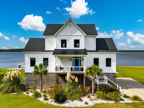 921 Arant Farm Road, Merritt, NC 28556