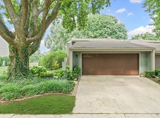 2306 Briar Hill Dr, Champaign, IL