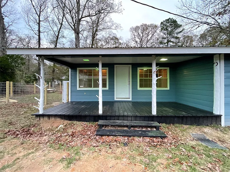 111 Cronin Rd — Photo 3