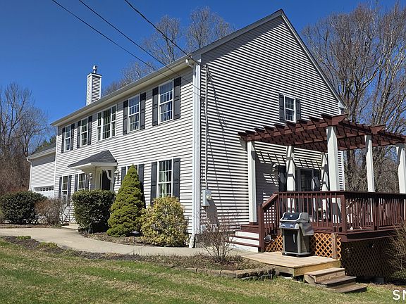 4th image of 32 Wright Road