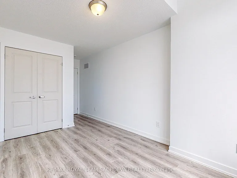 73 Pine Gate Pl — Photo 30