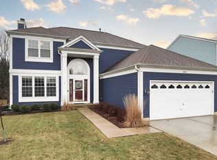 291 Carters Grove Ct, Grayslake, IL 60030