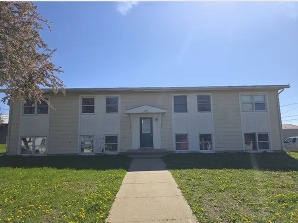 1101 8th St SE, Dyersville, IA 52040