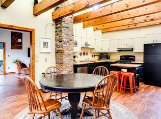 1318 Lexington Rd, Louisville, KY 40204