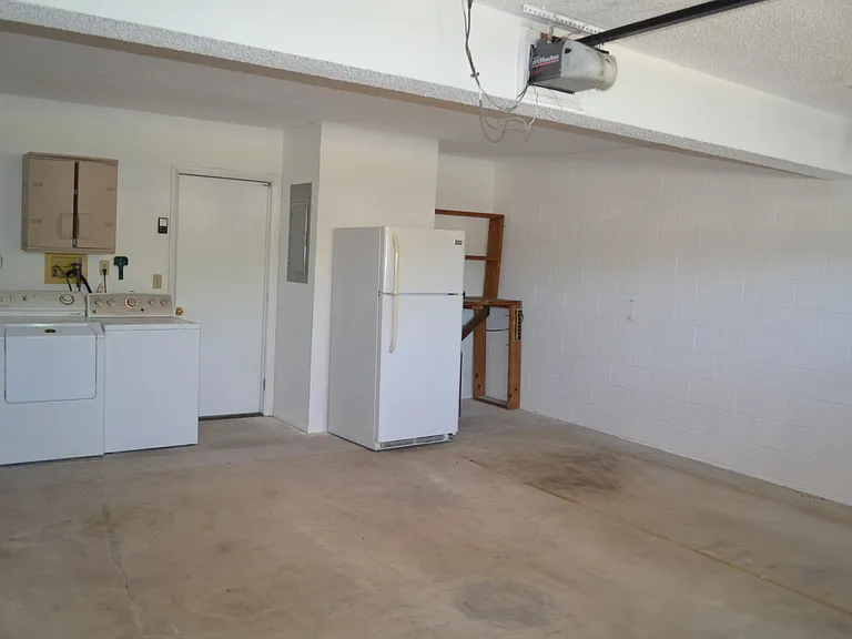 489 Amethyst Way — Photo 27