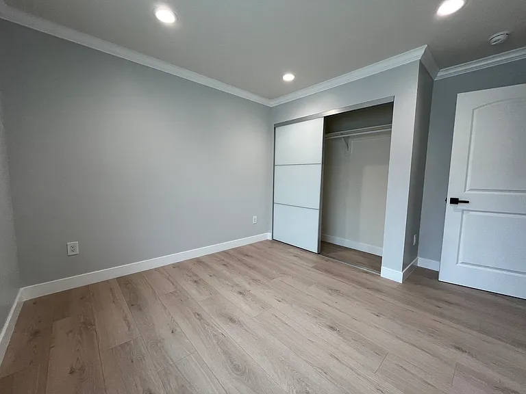 2201 La Paloma Ave — Photo 9