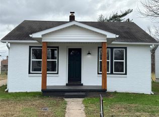 725 E Gladys St, Sikeston, MO 63801